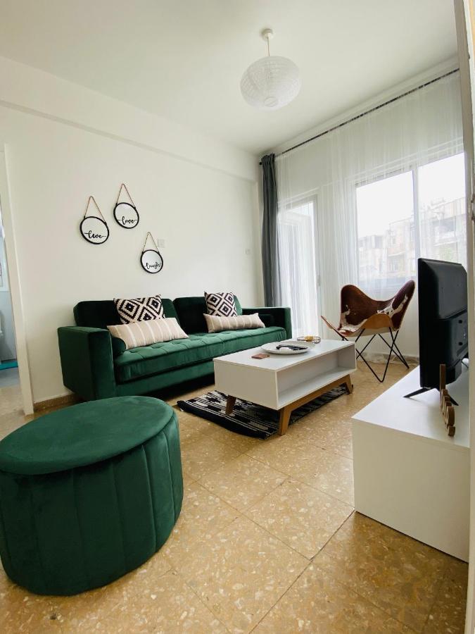 Boho-Chic One Bedroom Flat In Engomi Exterior foto