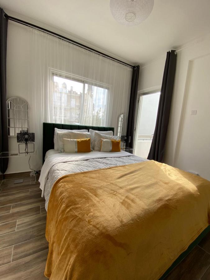 Boho-Chic One Bedroom Flat In Engomi Exterior foto